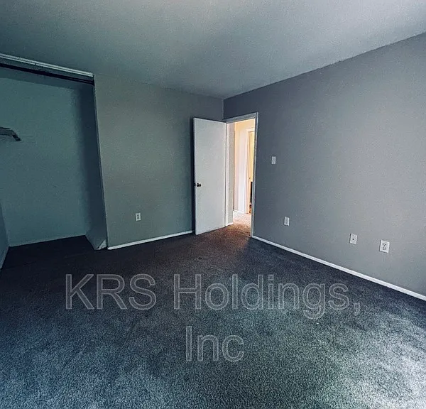 817 Pleasant St — Photo 18