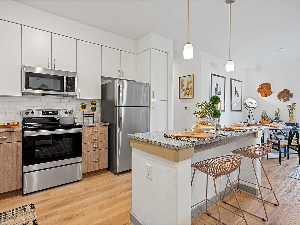 Aven Ridge apartments community photo