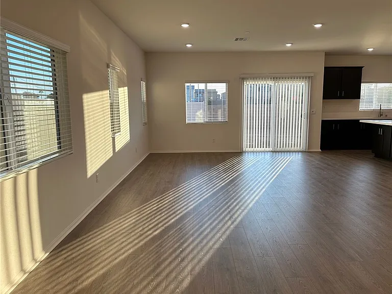 14173 Cielo St — Photo 6