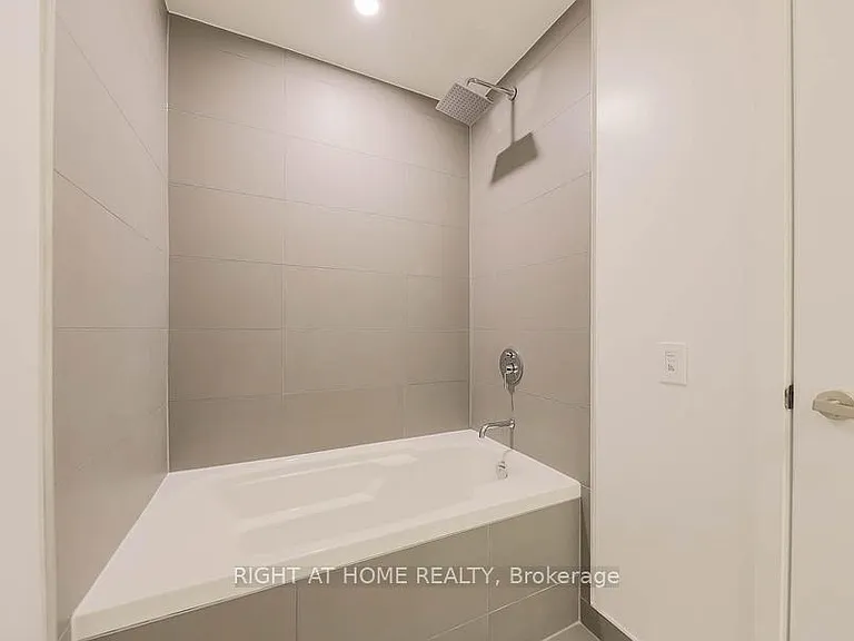 8 Hillsdale Ave E #944 — Photo 12