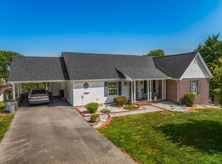 8016 S Pointe Dr, Talbott, TN 37877