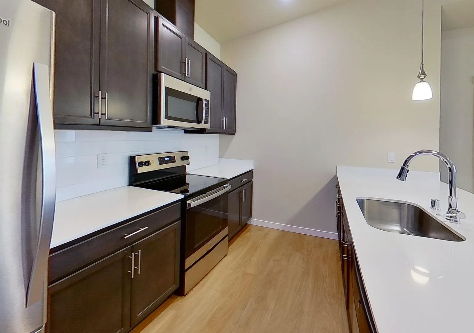 2 Bedroom, 2 Bath Apartment in West Olympia Apply Today! — Photo 1
