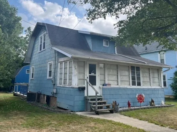 341 E 9th St, Ashland, OH 44805