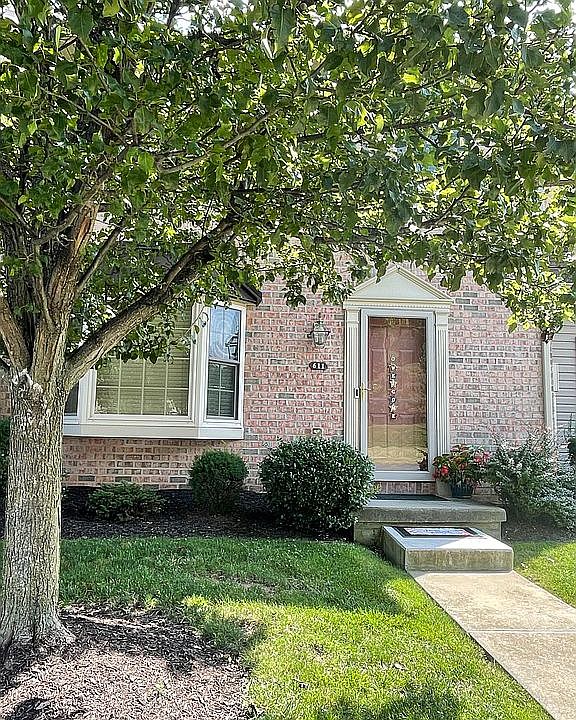 611 Glenbrook Drive 