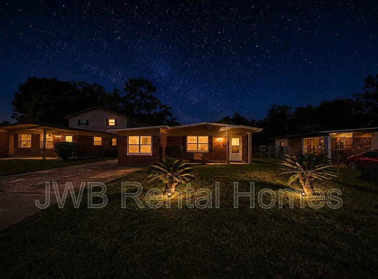 3330 Marlo St — Photo 11