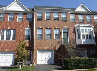 2507 Woodrow Wilson Dr, Herndon, VA 20171