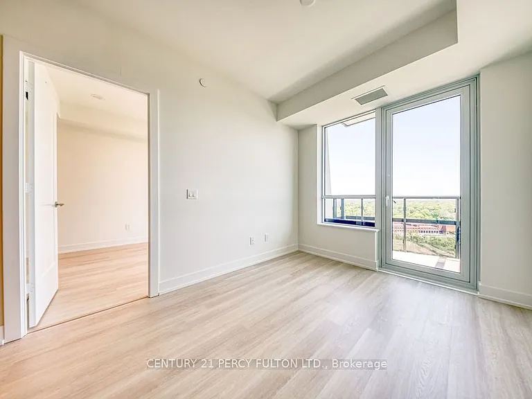 60 Central Park Dr #1802 — Photo 16
