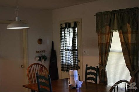 4th image of 1605 Danbury Dr