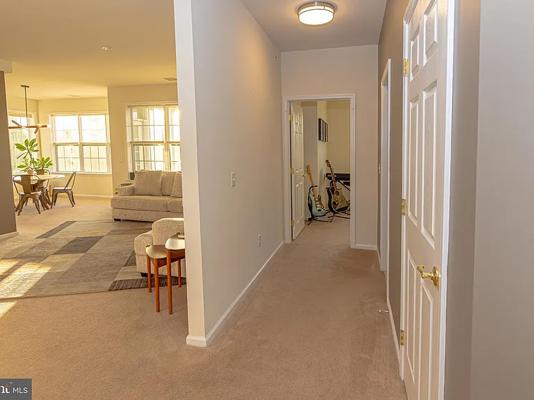 832 Timberlake Dr — Photo 4
