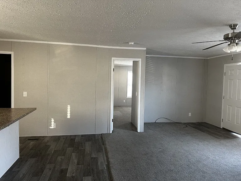 North Glen Village — Photo 15