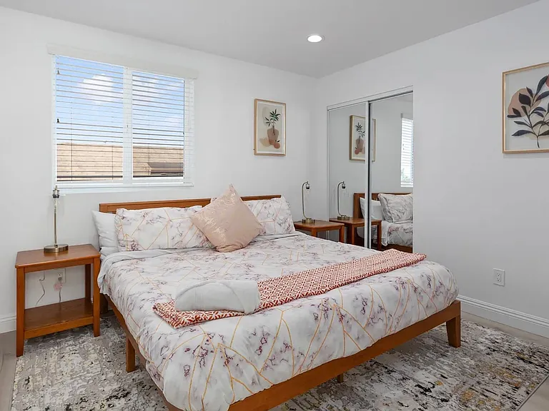 4-Unit Townhome Community | Luxury Living Near DTLA — Photo 4