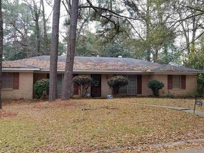 1271 Woodfield Dr, Jackson, MS, 39211