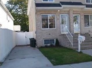 376 Colony Ave, Staten Island, NY 10306