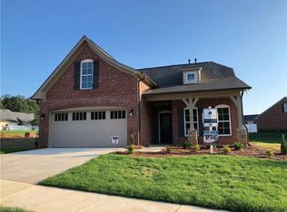 184 N Wentworth Dr, Mocksville, NC 27028