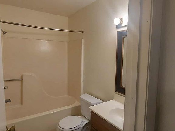 4th image of 1465 Village Oak Cir NW #1