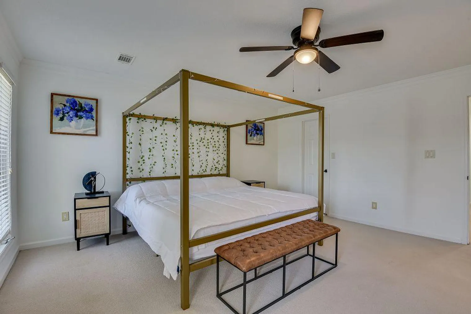 3 bed, 4.0 bath, 1808 sqft, $3,635 — Photo 4