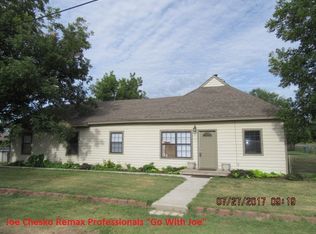 312 N 7th St, Cache, OK 73527