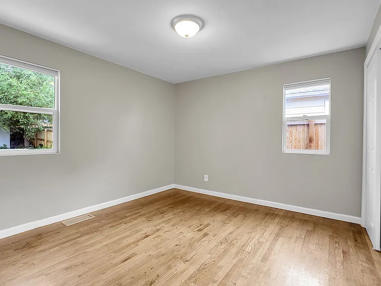 4885 Tejon St — Photo 12