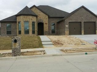 3009 Burgundy Ln, Midlothian, TX 76065