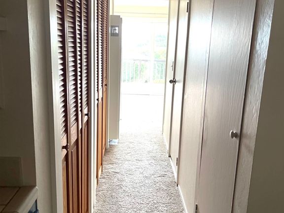 4th image of 112 West St APT B