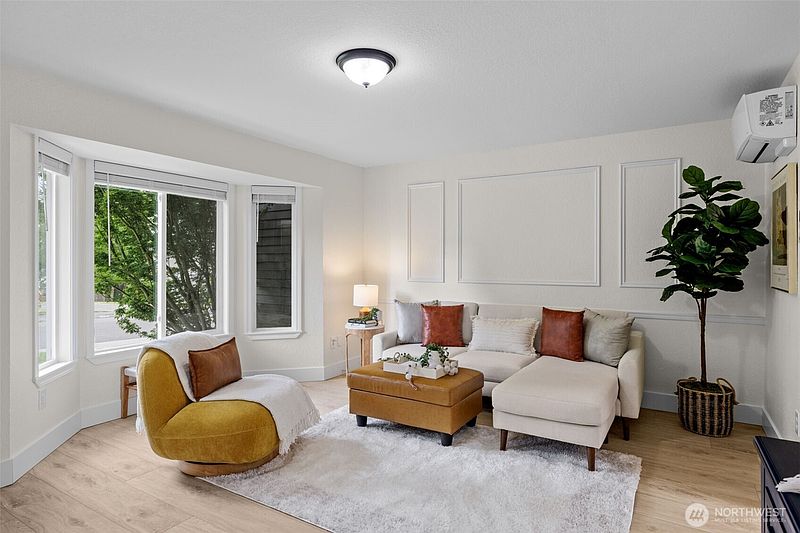 5th image of 5006 122nd Street SE