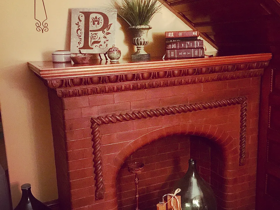 Entry Fireplace 