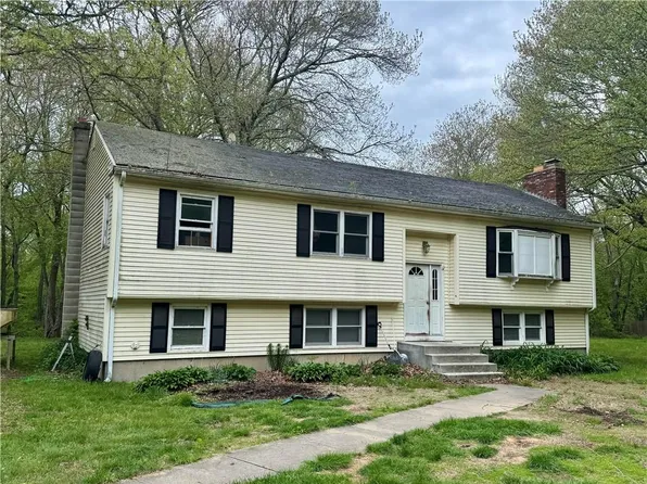 254 Ross Hill Rd, Charlestown, RI 02813