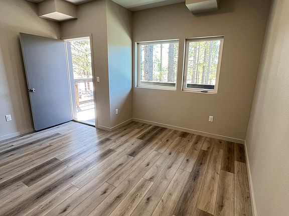 3rd image of 10977 Industrial Way #301