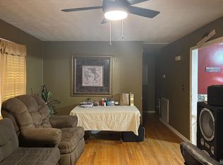 2936 N Campbell Rd, Bowling Green, KY 42101