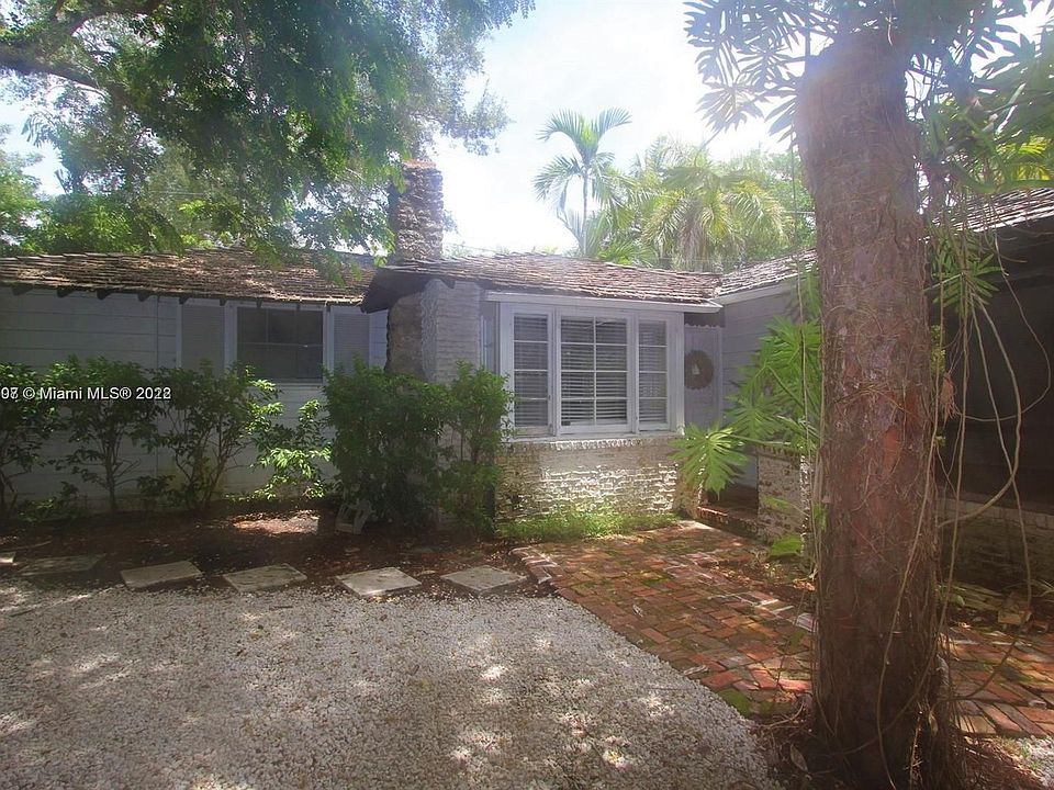 1st image of 3825 El Prado Blvd