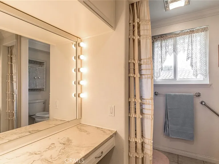 928 Avenue Majorca #O — Photo 33