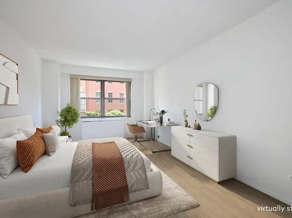 132 East 35th Street 8G image 3 of 8
