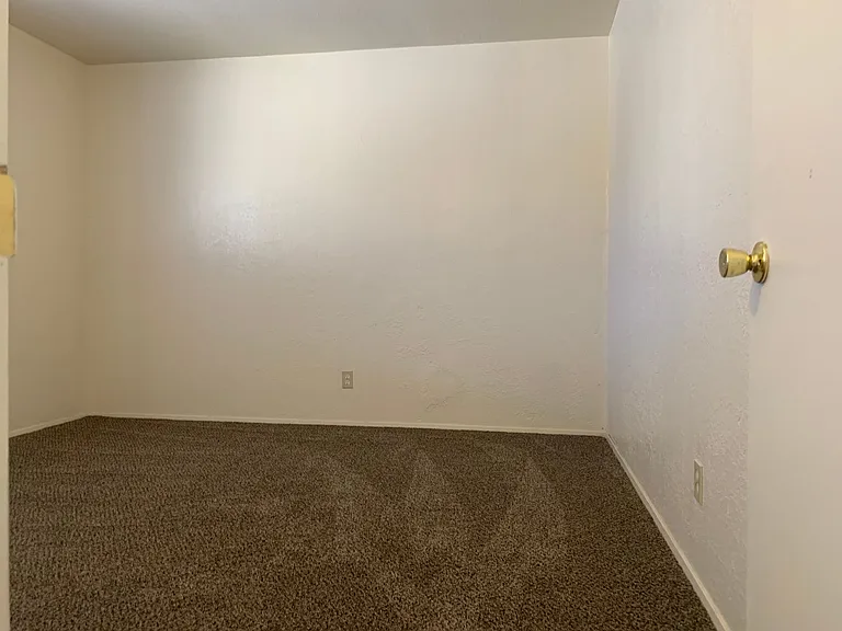 319 General Marshall St NE — Photo 5