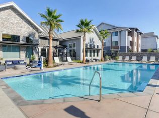 Gateway Station, Tracy, CA 95304