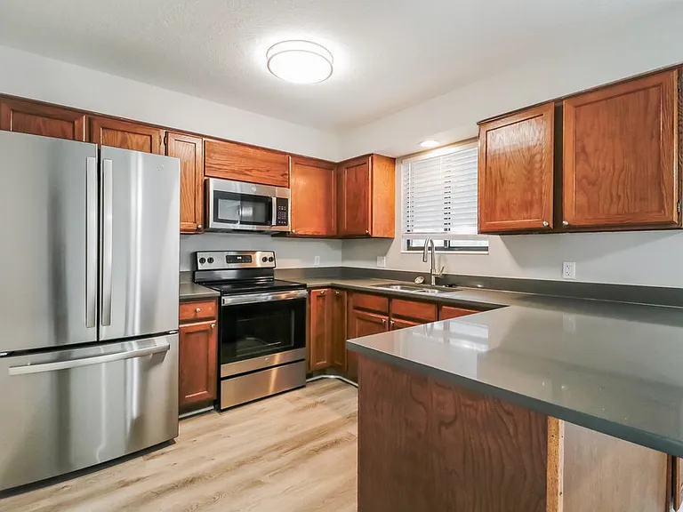 2499 N 1050 W — Photo 7