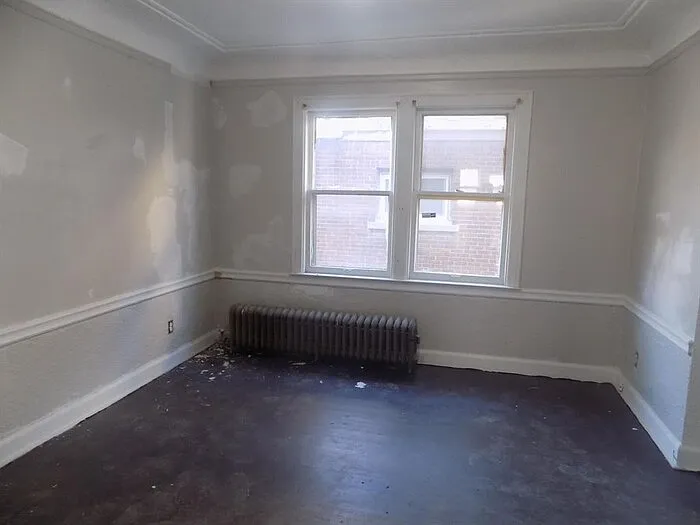 14137 Mansfield Ave — Photo 3