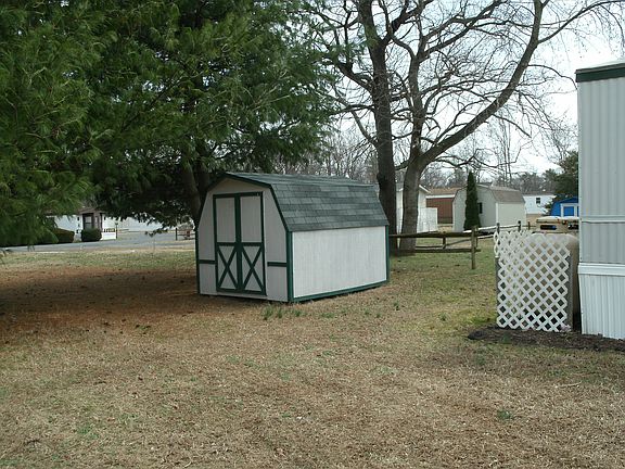 2nd image of 23309 Lawrence Ln