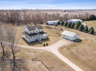25478 Old Highway Rd, Farley, IA 52046