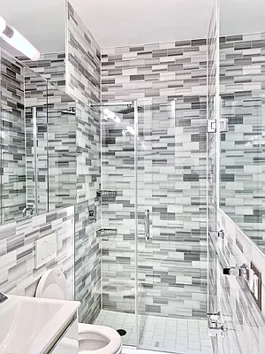 Rented by Avenues Real Estate | media 10