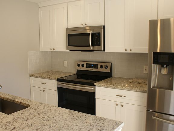 Home For Sale In Sandalwood