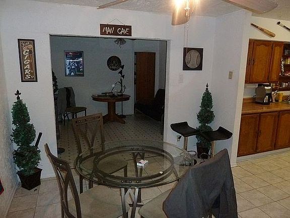 4th image of 2403 Lagoon Dr