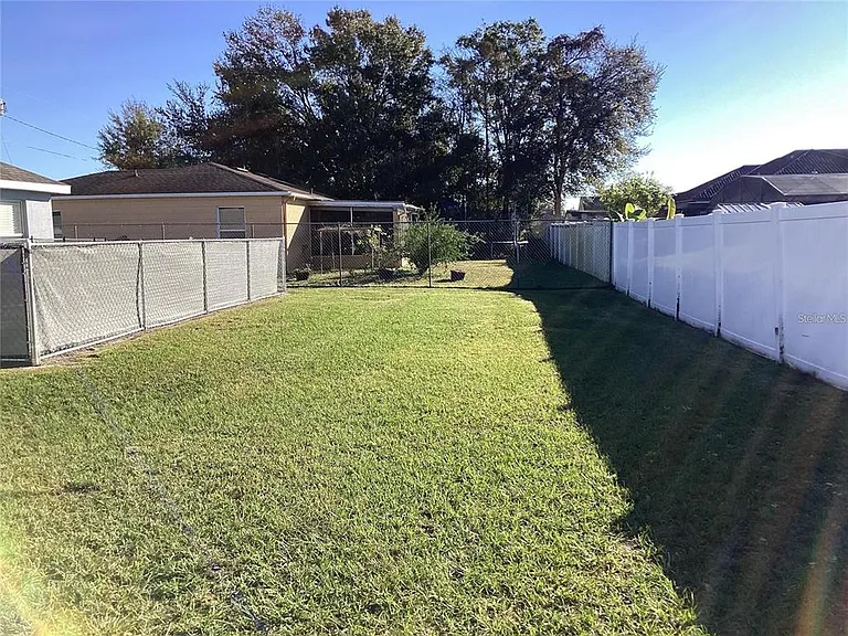 543 Cardinal Dr — Photo 50