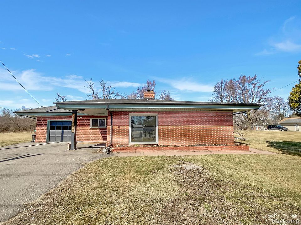 1st image of 20350 Huron River Dr