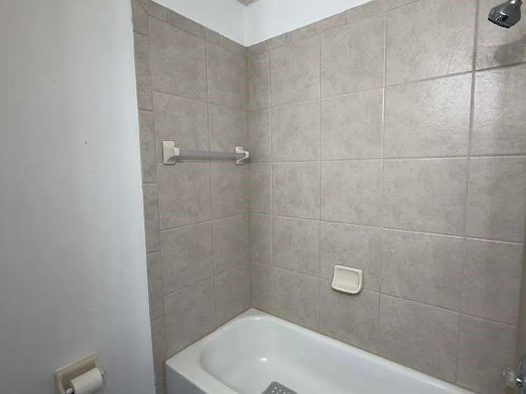 4317 Paradise Cove Ct — Photo 25