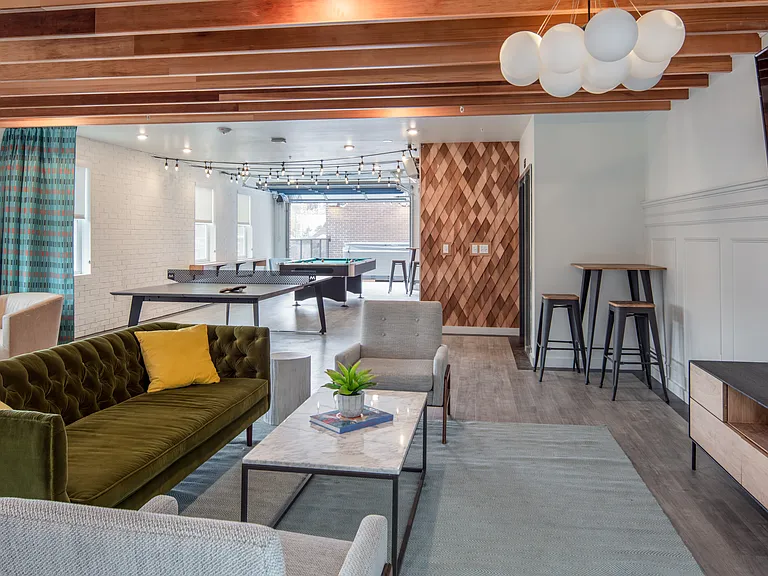 Muse on Main - Student Apartments — Photo 9