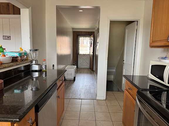 Hallway-Kitchen