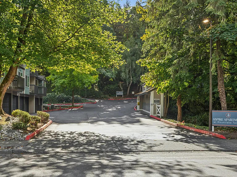 Aspire Apartments at Mountlake Terrace — Photo 31