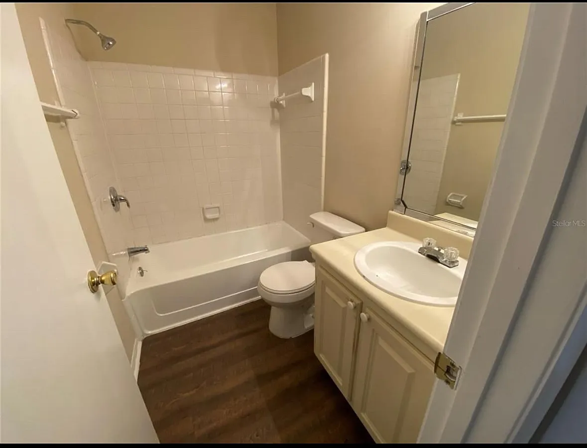 2 bed, 1126 sqft, $1,550 — Photo 3