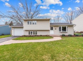 1627 S Tyler Rd, St Charles, IL 60174