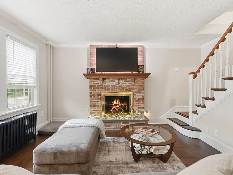 27 Wagner Ln #2 — Photo 8